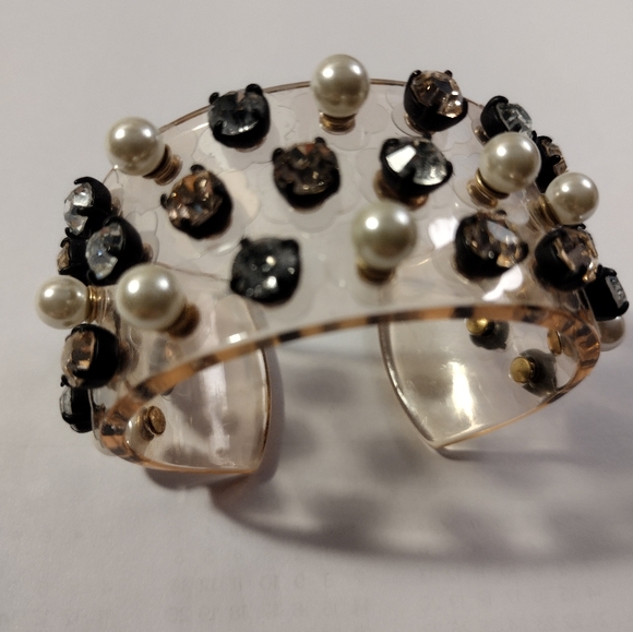 J. Crew pearl Rhinestone Lucite Cuff Bracelet 🩷 - Picture 6 of 7